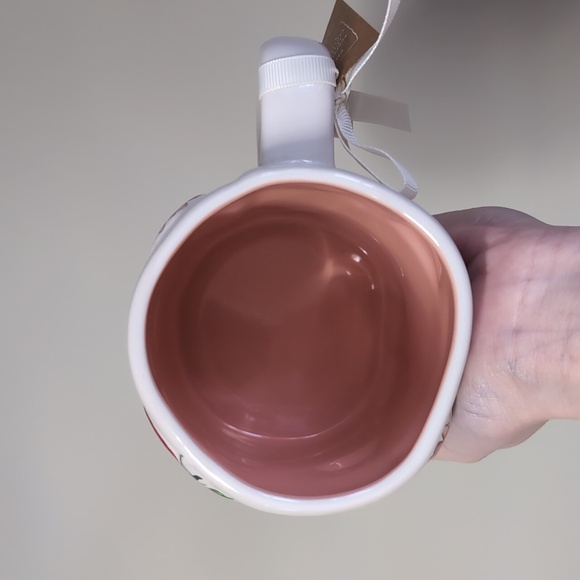 ❌SOLD❌Rae Dunn LOVE YOU BEERY MUCH Valentine's Day Mug, Strawberry Detail 🍓 - Picture 6 of 6